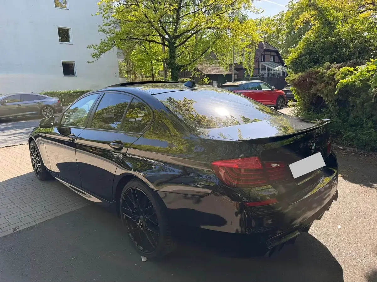 Gebraucht BMW 530 258 PS (189 kW) 2016 Schwarz Limousine