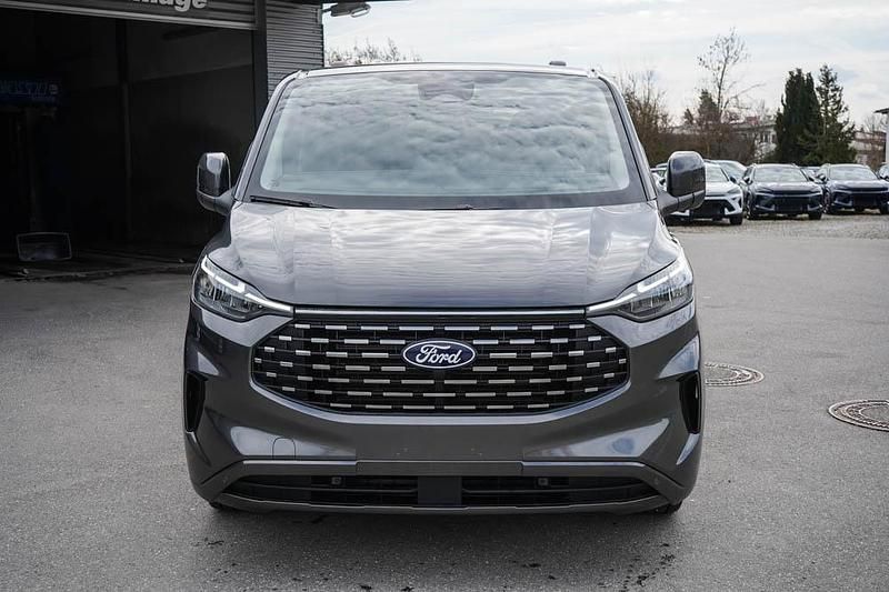 Neu Ford Tourneo Custom 2026 Magnetic grey metallic () Van