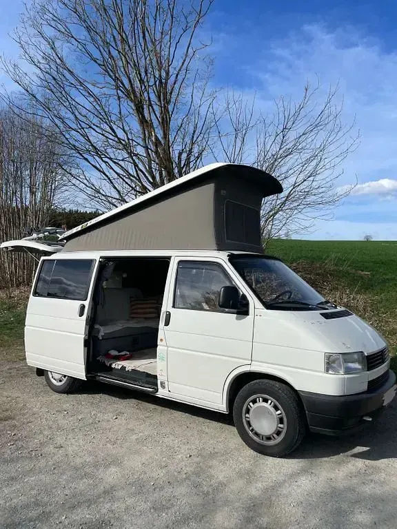 Gebraucht VW Multivan 77 PS (56 kW) 1993 Weiß Van / Kleinbus