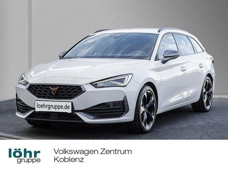 Weiß Gebraucht 2023 Cupra Leon Limousine | 31.980 € (Fairer Preis) - Bild 1/4
