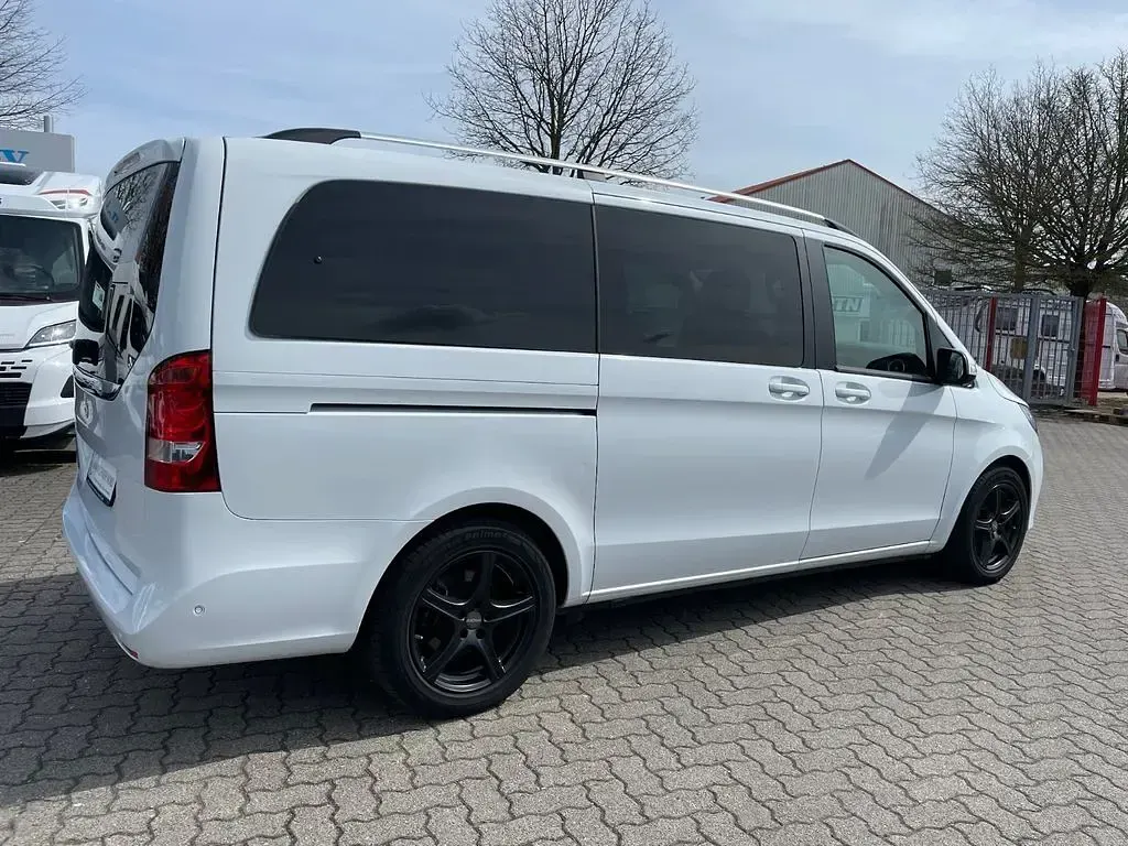 Gebraucht Mercedes V250 190 PS (139 kW) 2014 Weiß Van / Kleinbus