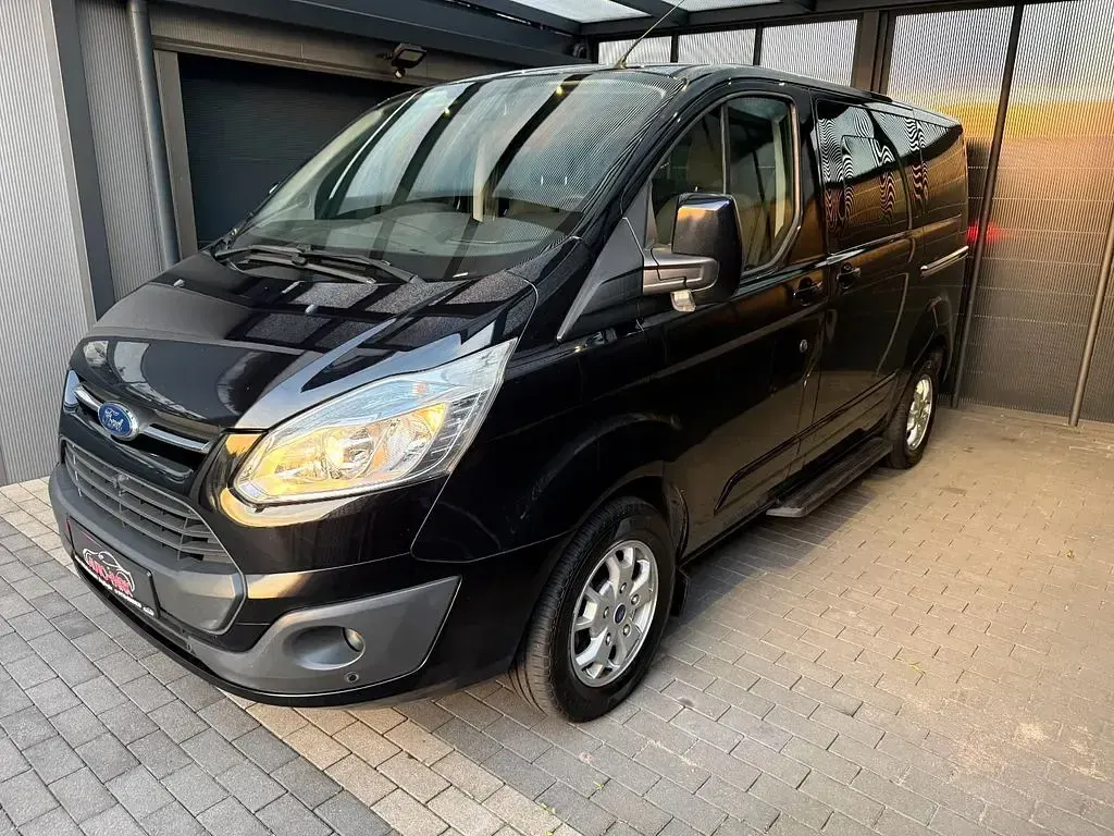 Gebraucht Ford Tourneo 155 PS (114 kW) 2013 Schwarz Van / Kleinbus