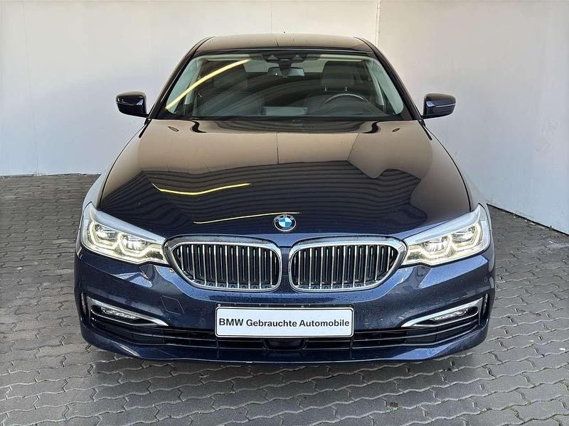 Gebraucht BMW 530e Luxury Line 252 PS (185 kW) 2018 Imperialblau brillanteffekt me Limousine