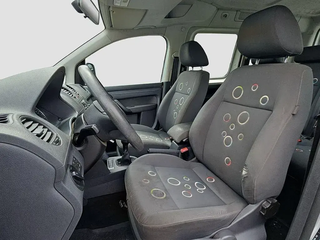 Occasion VW Caddy 86 ch (63 kW) 2011 Argent Monospace