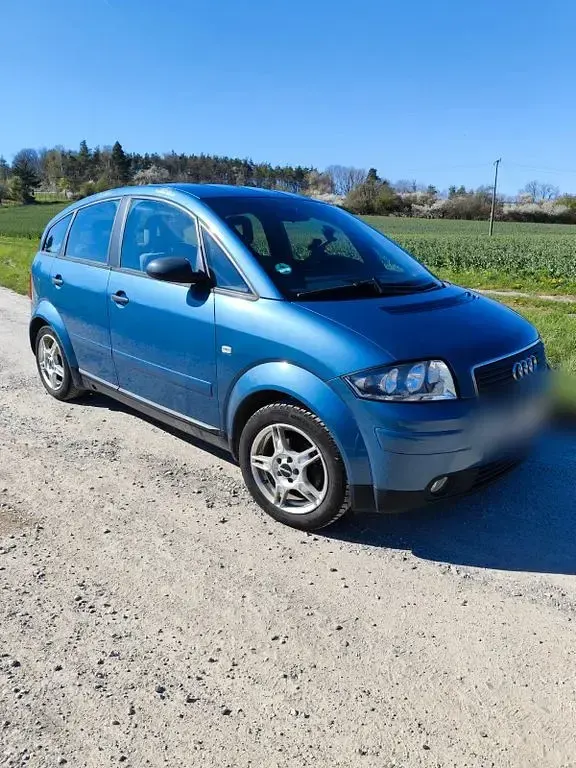 Gebraucht Audi A2 75 PS (55 kW) 2001 Blau Kleinwagen