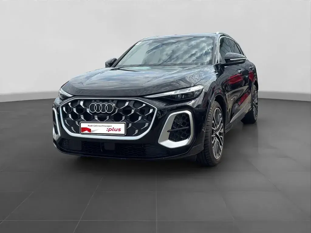 Gebraucht Audi SQ5 Ambiente 367 PS (269 kW) 2025 Schwarz SUV