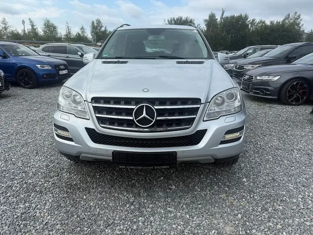 Gebraucht Mercedes ML350 272 PS (200 kW) 2011 Silber SUV