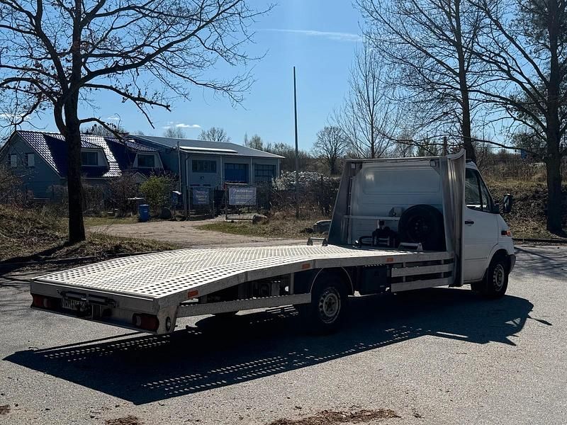 Gebraucht Mercedes Sprinter 130 PS (95 kW) 2001 Silber