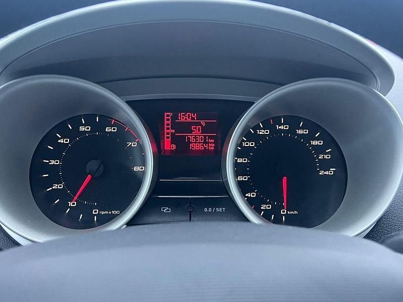 Gebraucht Seat Ibiza 105 PS (77 kW) 2011 Blau Limousine