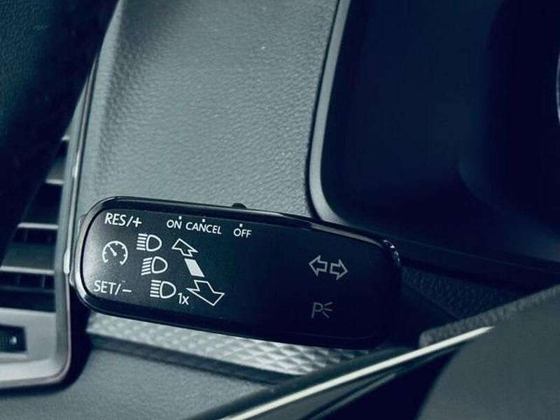 Gebraucht Skoda Karoq Active 110 PS (80 kW) 2022 Grau SUV