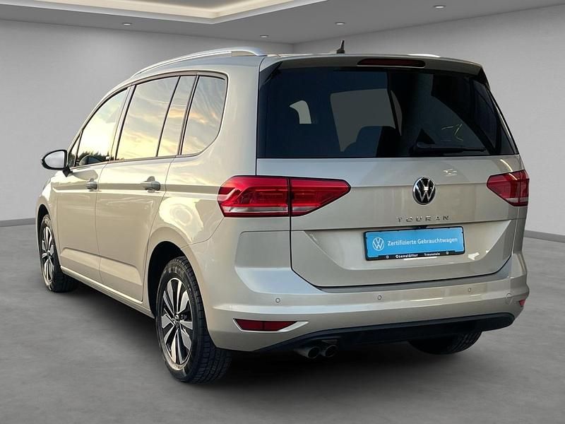 Gebraucht VW Touran Comfortline 150 PS (110 kW) 2024 Grau Van / Kleinbus