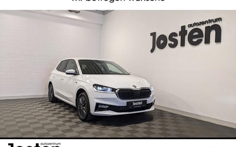 Blackmagic perleffekt Neu 2025 Skoda Fabia Lodge Kleinwagen | 19.860 € (Fairer Preis) - Bild 1/4
