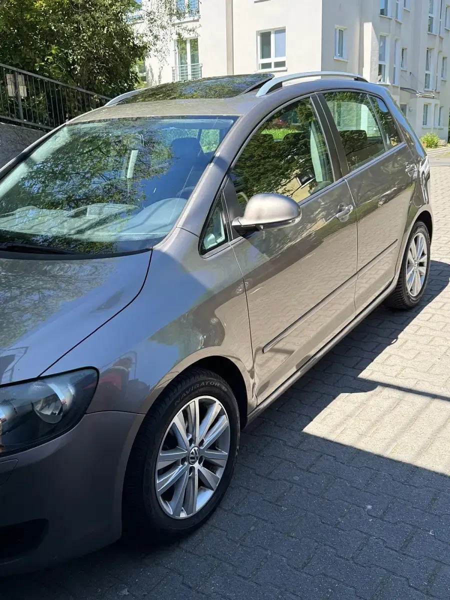 Second-hand VW Golf VI 122 CP (89 kW) 2010 Maro Hatchback