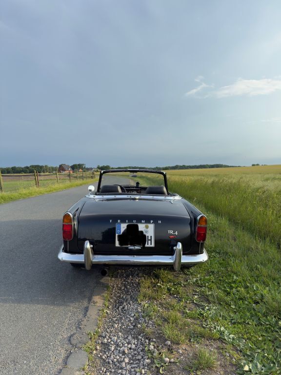 Gebraucht Triumph TR4 101 PS (74 kW) 1963 Schwarz Cabrio