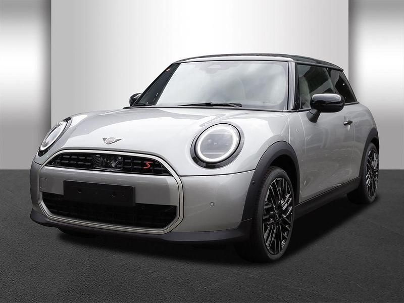 Gebraucht Mini Cooper S Favoured 204 PS (150 kW) 2024 Beige Kleinwagen
