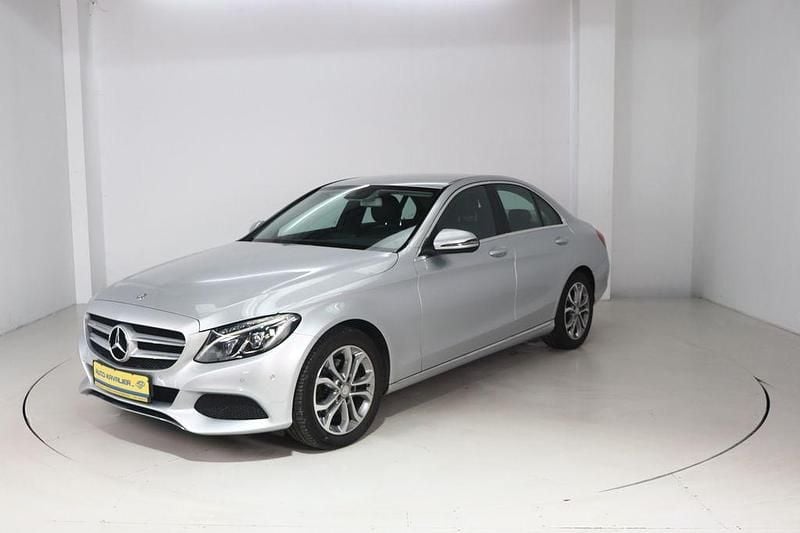 Gebraucht Mercedes C200 Avantgarde 184 PS (135 kW) 2015 Silber Limousine