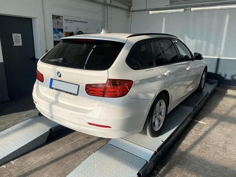 Gebraucht BMW 316 136 PS (100 kW) 2014 Weiß Kombi