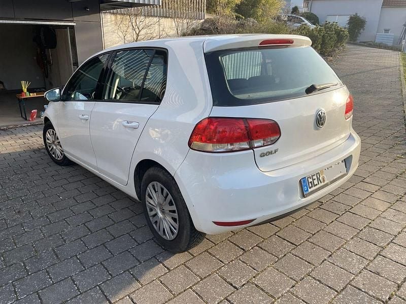 Gebraucht VW Golf VI Trendline 80 PS (58 kW) 2009 Weiß Kleinwagen