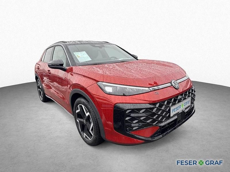 Gebraucht VW T-Roc R-line 150 PS (110 kW) 2026 Flame red metallic schwarz SUV