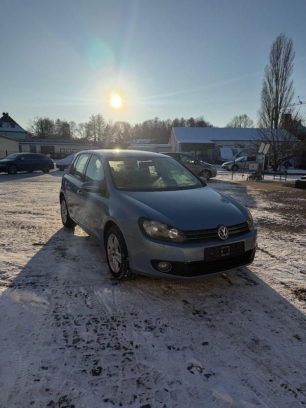 Blau Gebraucht 2009 VW Golf V Comfortline Kombi | 2.900 € (Teuer) - Bild 1/4