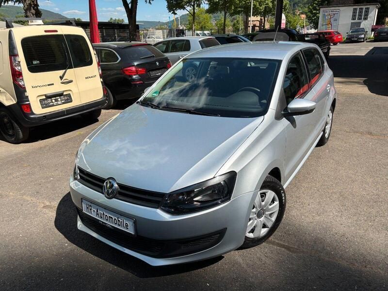 Silber Gebraucht 2010 VW Polo Trendline Kleinwagen | 4.950 € (Guter Preis) - Bild 1/4