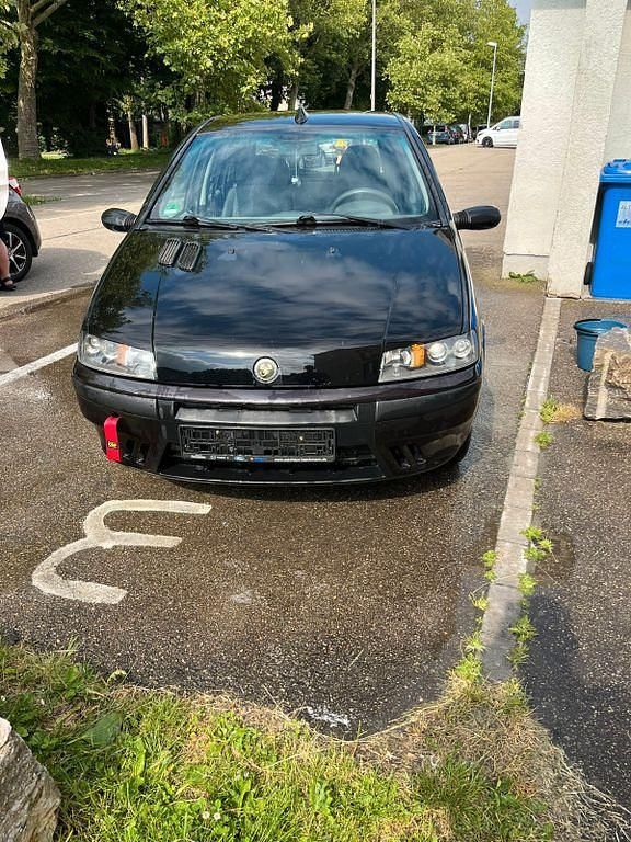 Schwarz Gebraucht 2001 Fiat Punto S Kleinwagen | 1.550 € (Teuer) - Bild 1/4