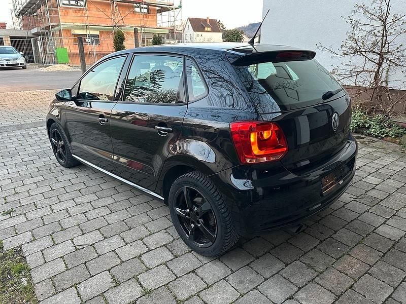 Gebraucht VW Polo 90 PS (66 kW) 2013 Schwarz Kleinwagen