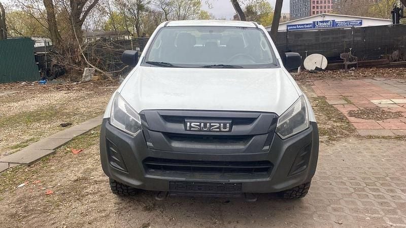 Second-hand Isuzu D-Max 163 CP (119 kW) 2019 Alb SUV