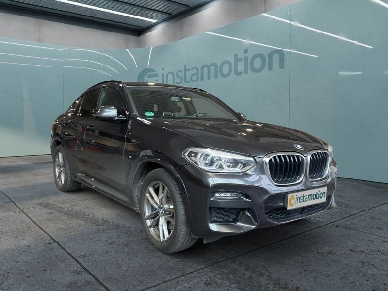 Grau Gebraucht 2020 BMW X4 M Sport SUV | 43.159 € (Teuer) - Bild 1/4