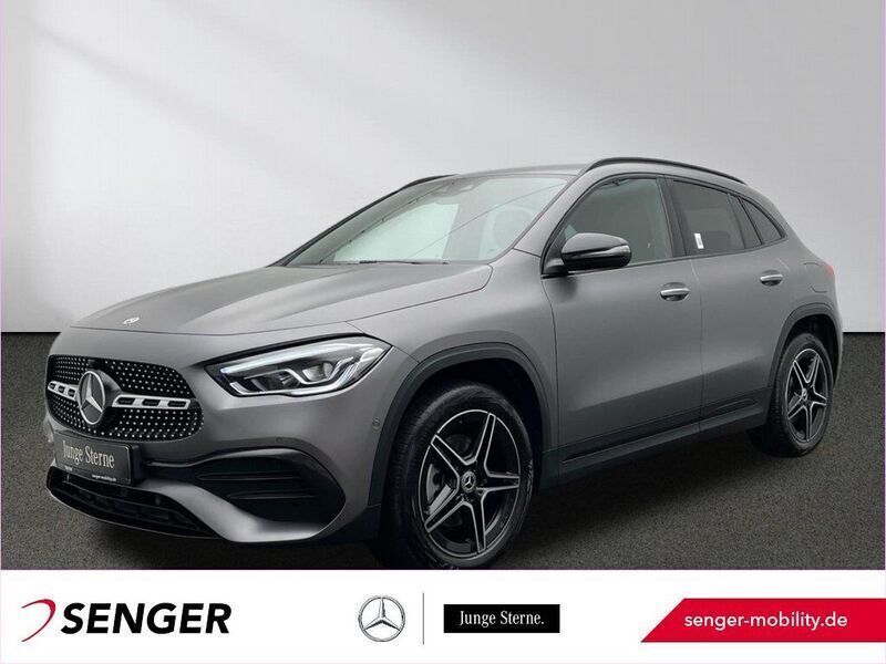 Grau Gebraucht 2022 Mercedes GLA250 AMG SUV | 35.980 € (Fairer Preis) - Bild 1/4