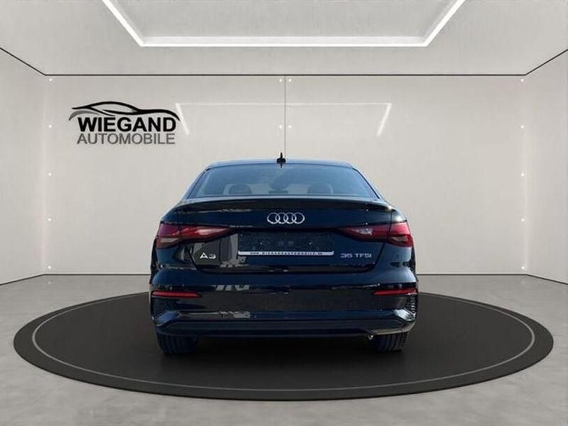 Gebraucht Audi A3 Ambiente 150 PS (110 kW) 2020 Schwarz Limousine