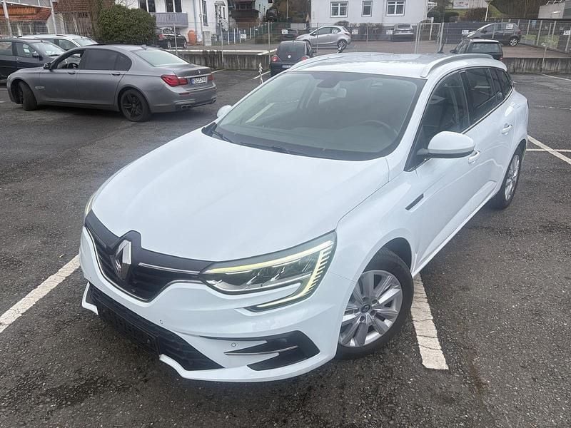 Gebraucht Renault Mégane IV Business 159 PS (116 kW) 2021 Weiß Kombi