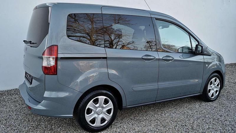 Gebraucht Ford Tourneo Courier 101 PS (74 kW) 2019 Blau Van / Kleinbus