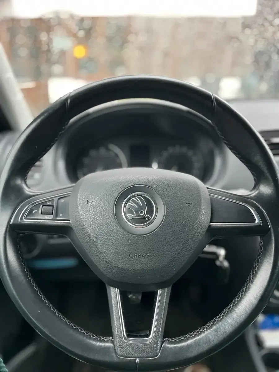 Gebraucht Skoda Fabia 86 PS (63 kW) 2014 Schwarz Kleinwagen