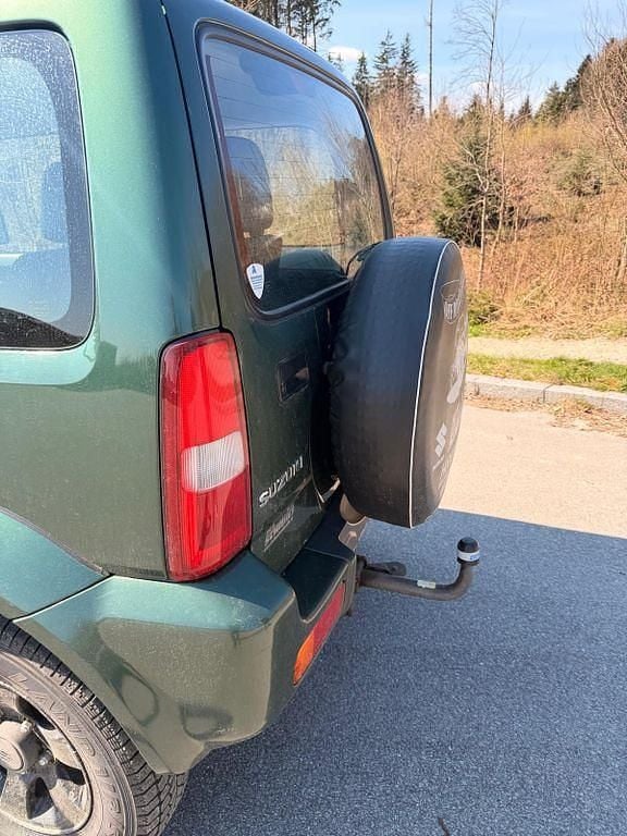 Gebraucht Suzuki Jimny 86 PS (63 kW) 2009 Grün SUV