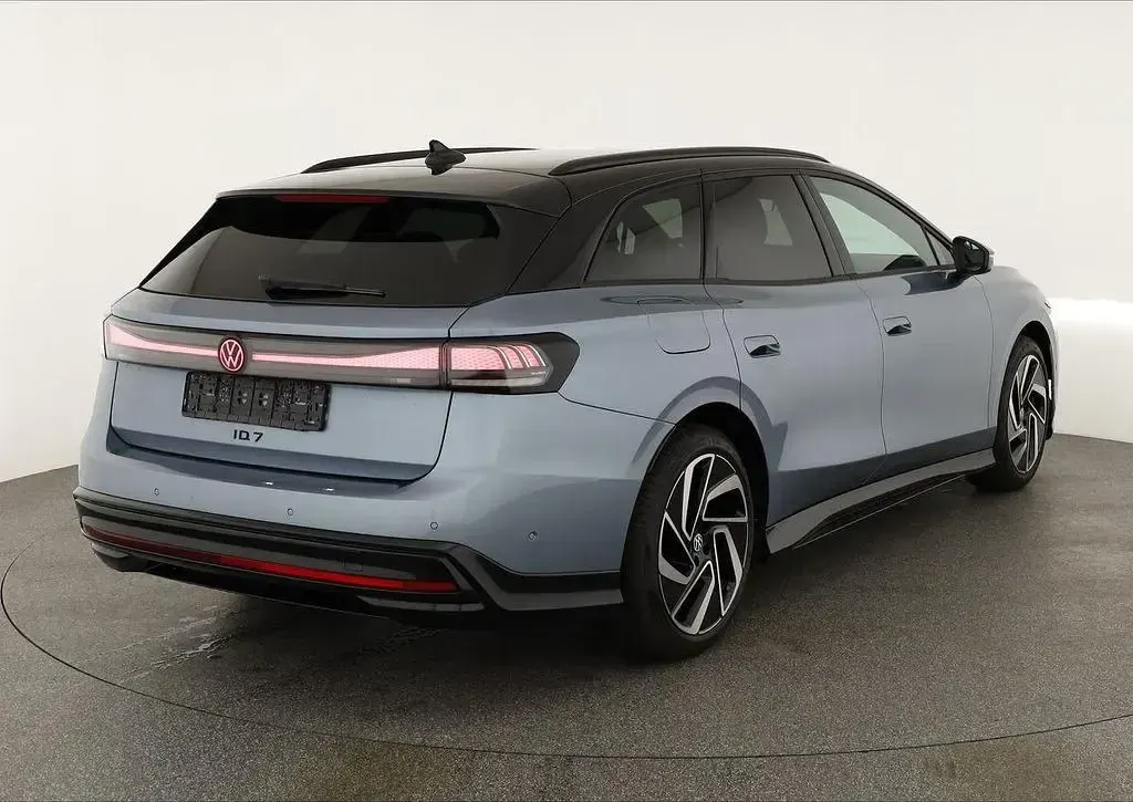 Gebraucht VW ID.7 IQ Drive 210 kW (286 PS) 2026 Grau Kombi