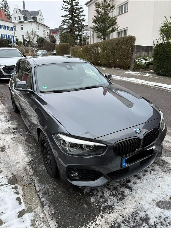 Gebraucht BMW 120 M Sport 190 PS (139 kW) 2018 Grau Kleinwagen