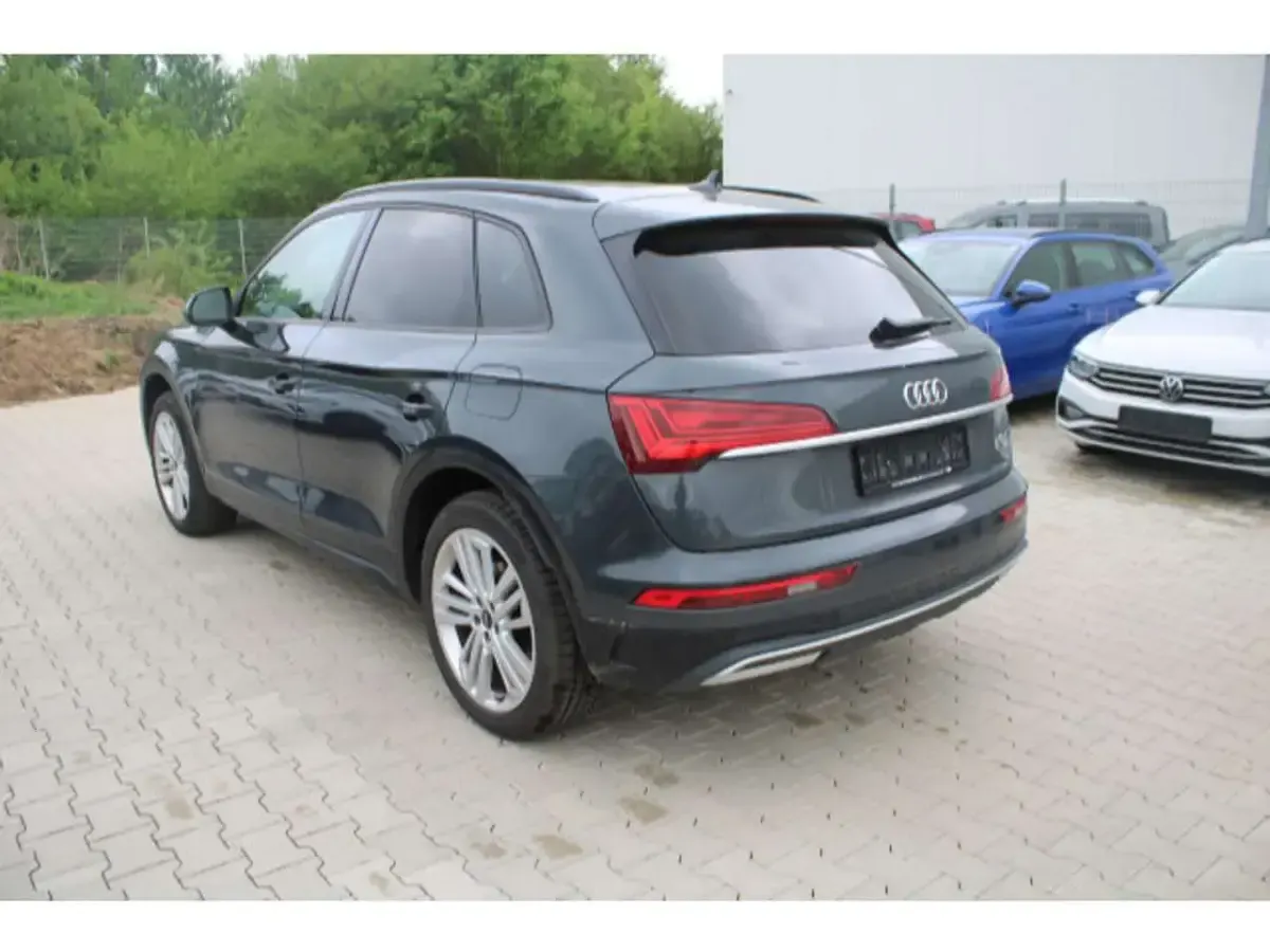 Second-hand Audi Q5 Sport 299 CP (219 kW) 2022 Gri SUV