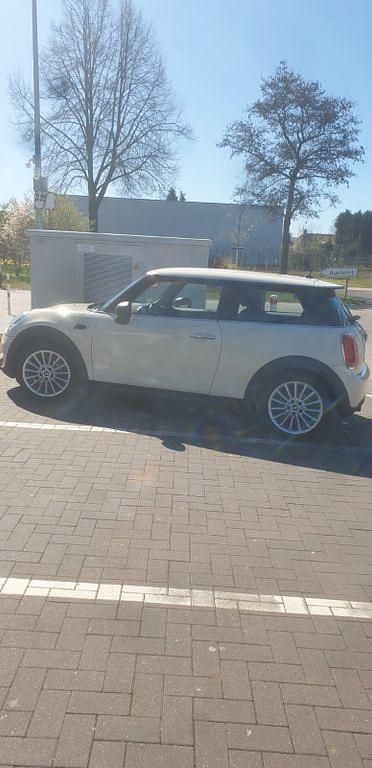 Second-hand Mini ONE 102 CP (75 kW) 2015 Alb Hatchback