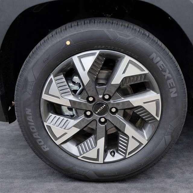 Neu Ssangyong (KGM) Torres 204 PS (150 kW) 2026 Blau SUV