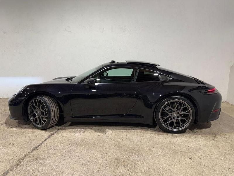 Neu Porsche 992 394 PS (289 kW) 2026 Schwarz Coupé