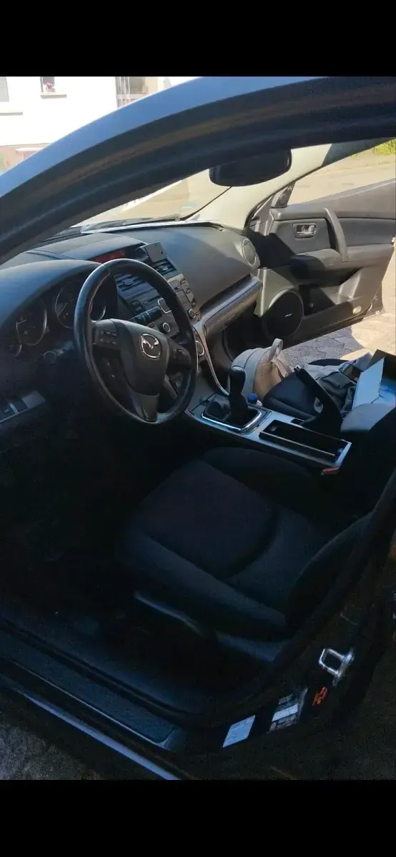 Gebraucht Mazda 6 129 PS (94 kW) 2012 Grau Kombi