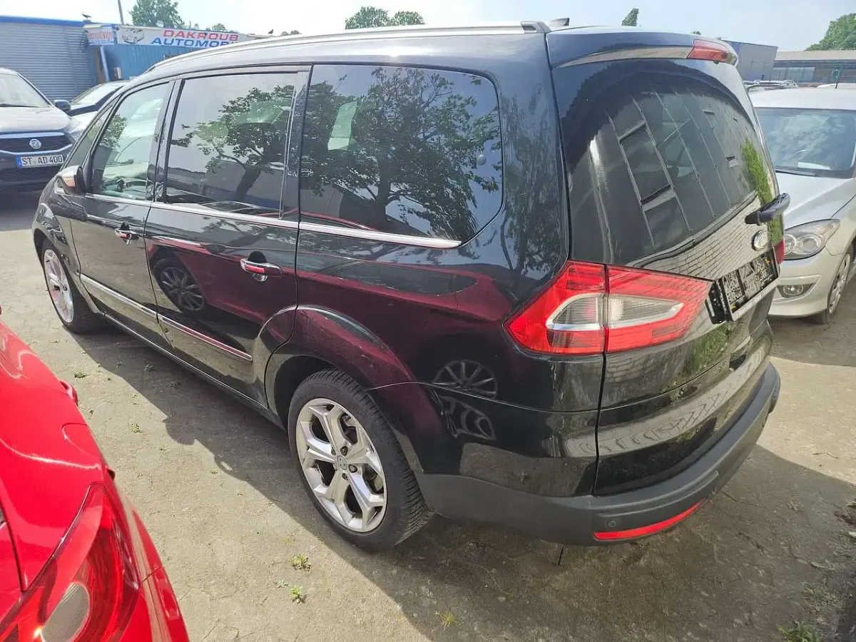 Gebraucht Ford Galaxy Titanium X 163 PS (119 kW) 2013 Schwarz Van / Kleinbus