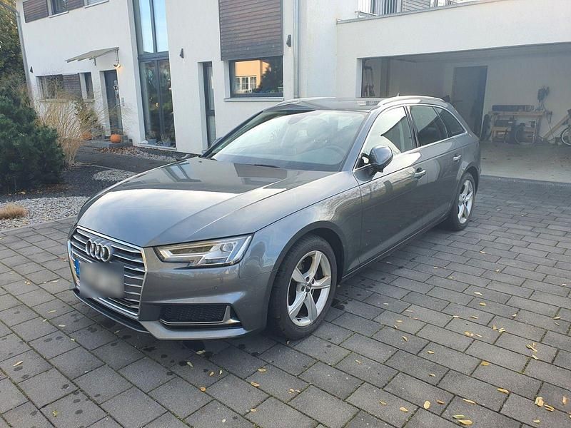Usata Audi A4 Performance 150 CV (110 kW) 2019 Grigio Station wagon