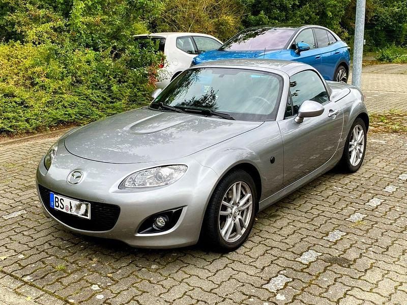 Grau Gebraucht 2010 Mazda MX5 Center-Line Cabrio | 6.950 € (Fairer Preis) - Bild 1/4