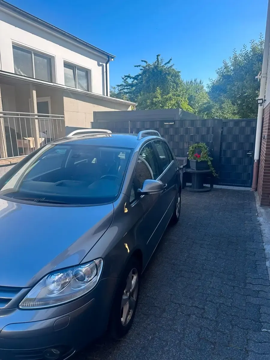 Gebraucht VW Golf V 140 PS (102 kW) 2007 Grau Limousine