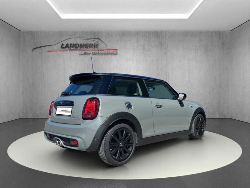 Grau Gebraucht 2020 Mini Cooper S Kleinwagen | 26.237 € (Fairer Preis) - Bild 1/4