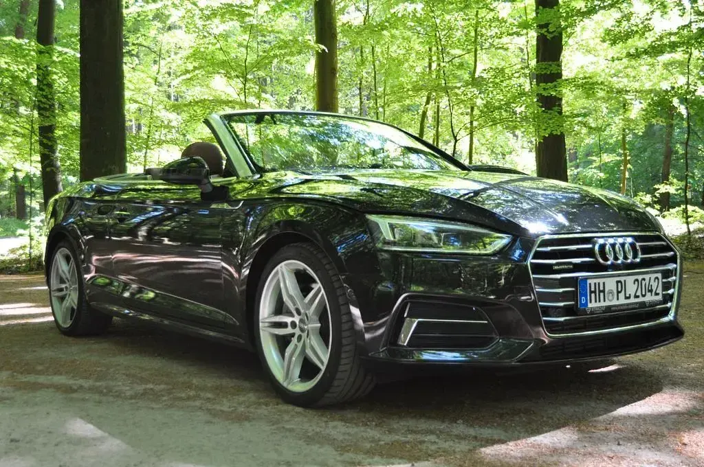 Gebraucht Audi A5 Cabriolet Ambiente 252 PS (185 kW) 2017 Schwarz Cabrio