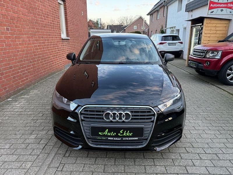 Gebraucht Audi A1 Attraction 86 PS (63 kW) 2011 Schwarz Kleinwagen