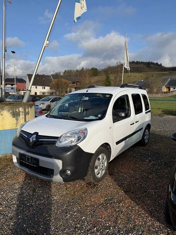 Second-hand Renault Kangoo 110 CP (80 kW) 2017 Alb Monovolum